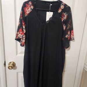 BloomChic Black Dress with Lace Detail Size Large NWT